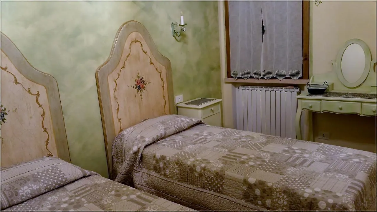Bed & Breakfast Bed and Breakfast La Casa Delle Rondini Roncoferraro