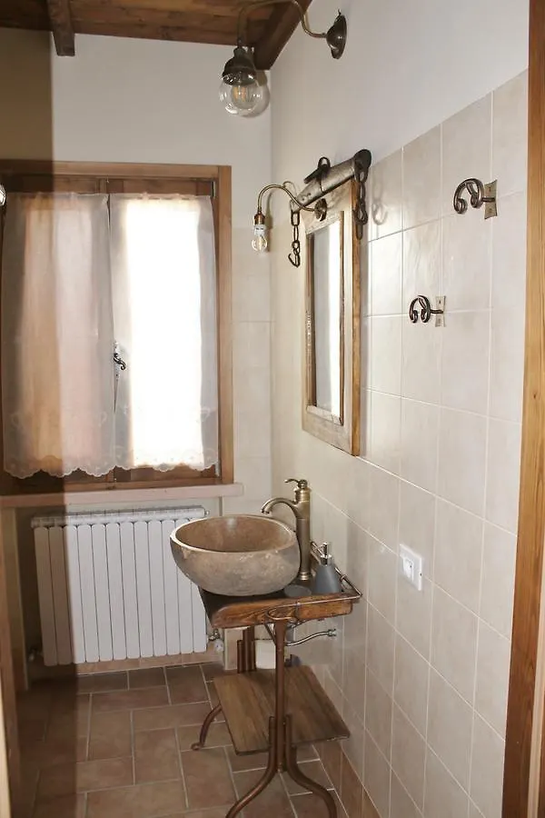 Bed and Breakfast La Casa Delle Rondini Roncoferraro Bed & Breakfast