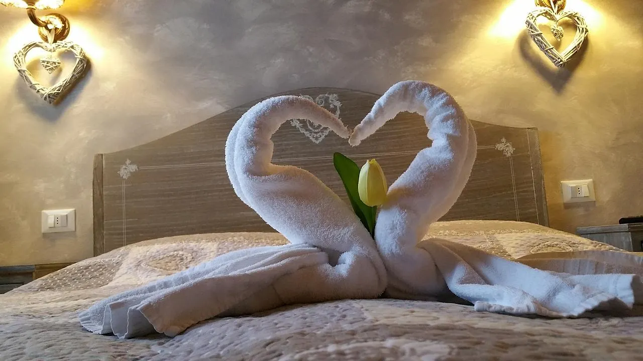 Bed and Breakfast La Casa Delle Rondini Roncoferraro Italia