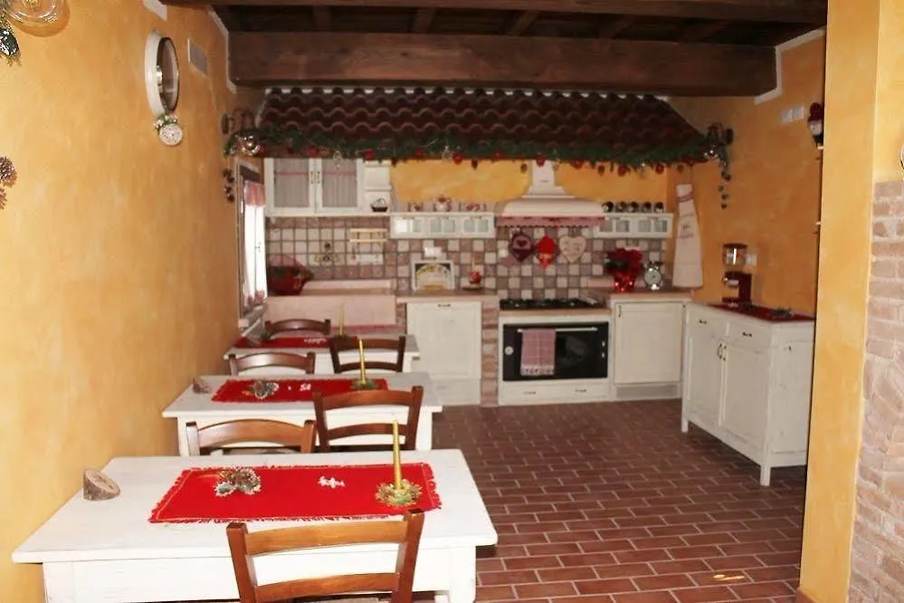 Bed and Breakfast La Casa Delle Rondini Roncoferraro Bed & Breakfast
