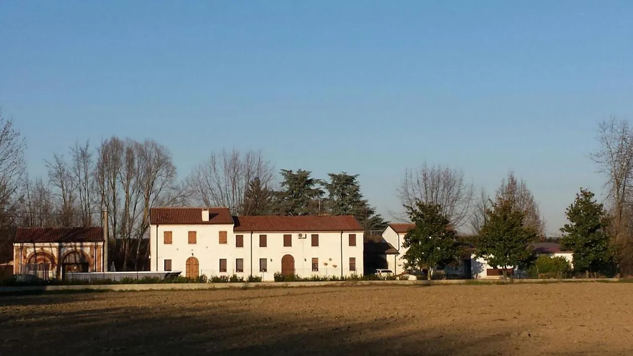 *** Bed & Breakfast Bed and Breakfast La Casa Delle Rondini Roncoferraro Italia