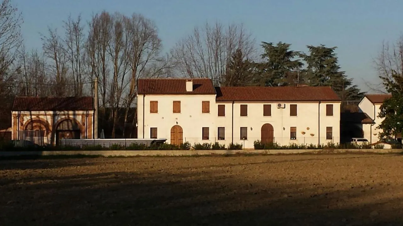 Bed and Breakfast La Casa Delle Rondini Roncoferraro