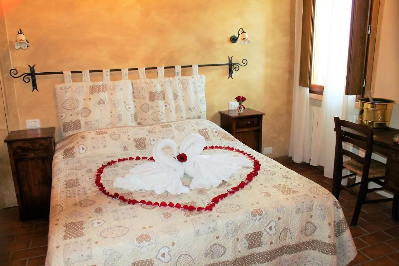 Bed and Breakfast La Casa Delle Rondini Roncoferraro Bed & Breakfast