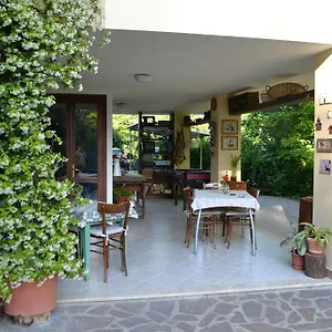 Bed & Breakfast La Casarella