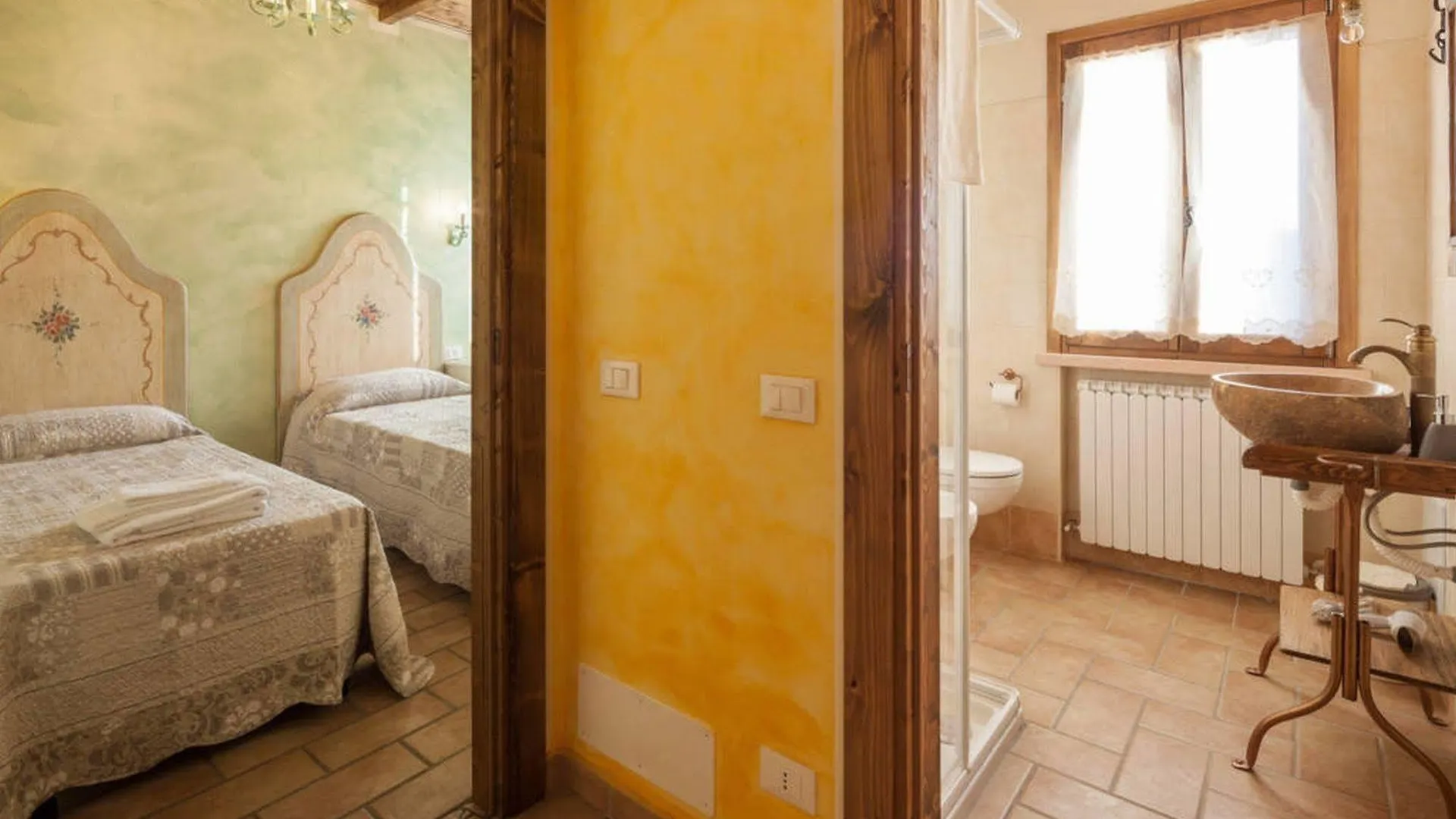 La Casa Delle Rondini Bed & Breakfast Roncoferraro